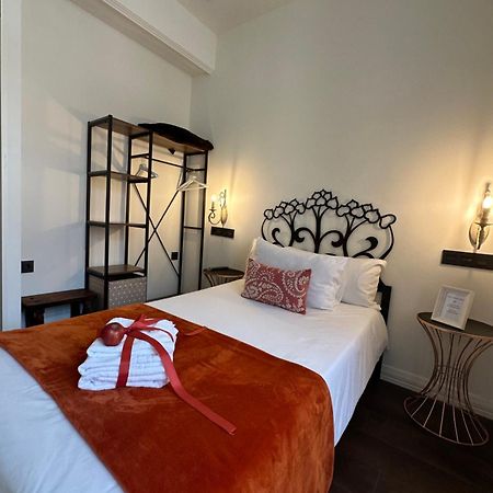 Claren'S Boutique Rooms Кангас-дель-Нарсеа Екстер'єр фото