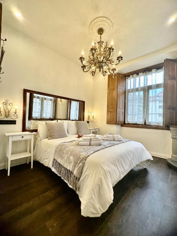 Claren'S Boutique Rooms Кангас-дель-Нарсеа Екстер'єр фото